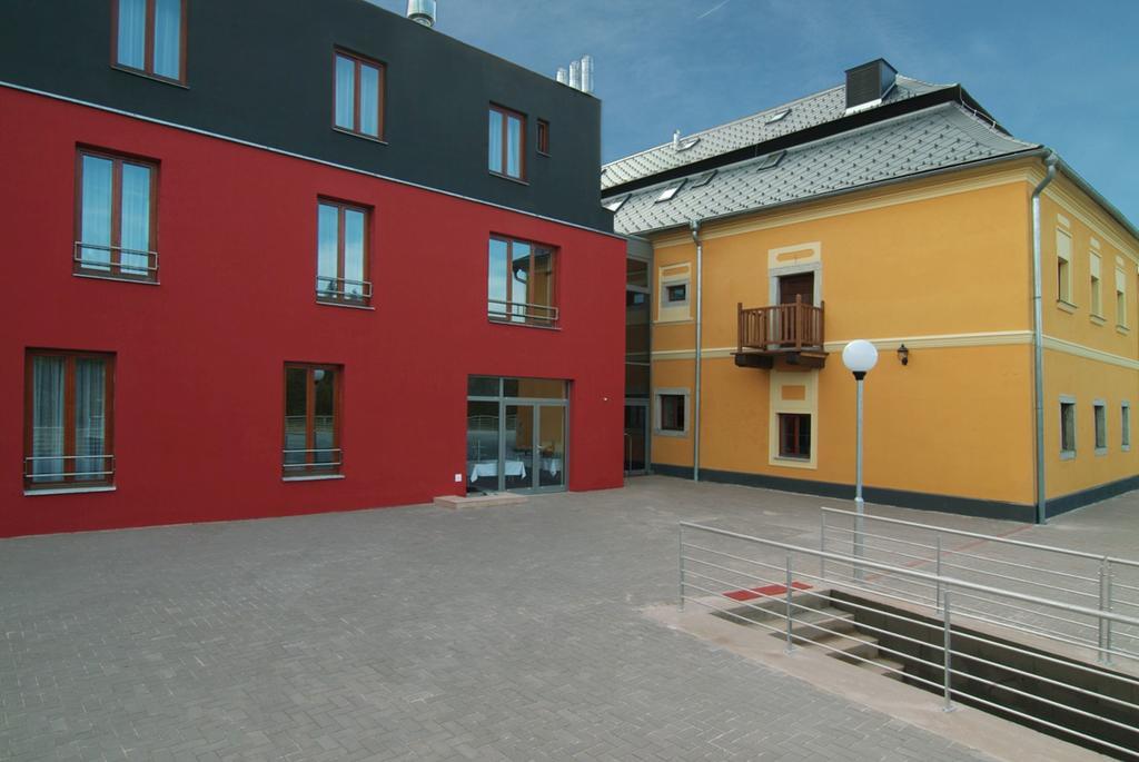 Hotel Fara Rancirov Jihlava Exterior foto